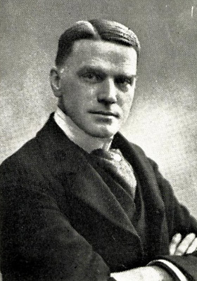 Henrik Bull