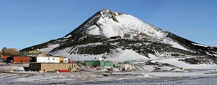 McMurdo_Station2.jpg