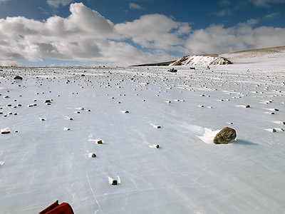 meteorites in Antarctica mixed with other rocks