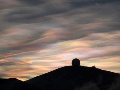 Nacreous clouds