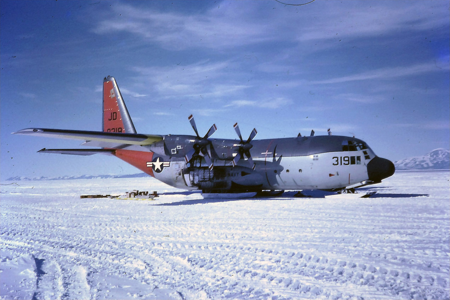 A US Navy ski-equipped Hercules