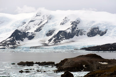 Wave Peak on Coronation Island and the Laws Glacier