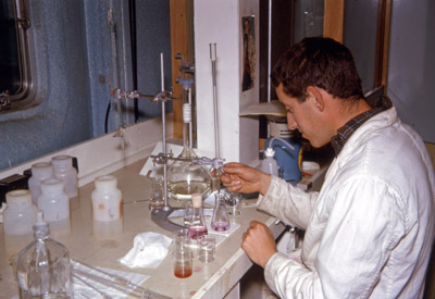 Barry Goodman in the lab