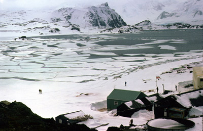 Big break up of sea ice from above base spring