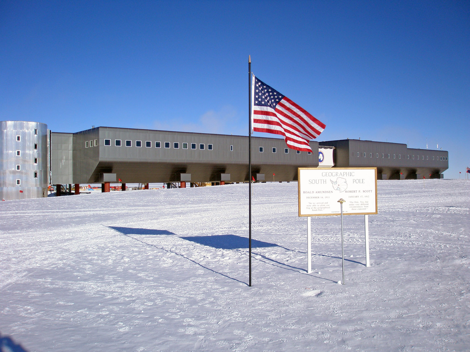 South Pole Station and - Geographic South Pole - 1