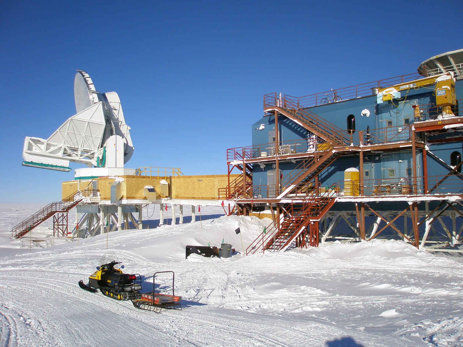 South Pole Telescope - 10m Telescope and Dark Sector Laboratory (DSL)