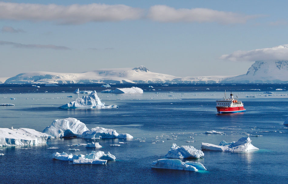 antarctica travel cruise