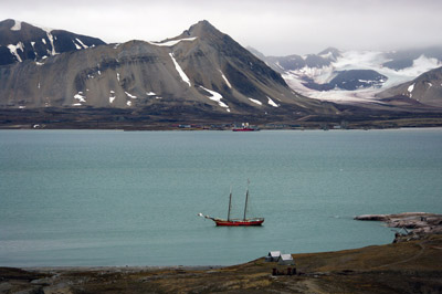 Ships and Boats, Svalbard - 4 - Noorderlicht