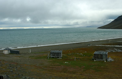Sundnesset, Barentsoya, Trappers Huts - Svalbard - 2