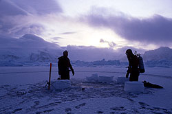 Diving, Preparing to Set a Rope for Fishing