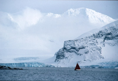 Prion - sailing boat and mountains