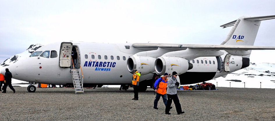 Tourist aircraft in Antarctica
